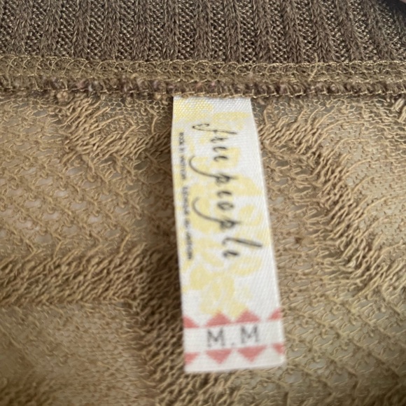 Free People Olive/Khaki Green Knit Top with Lace Accents MEDIUM - Picture 4 of 7